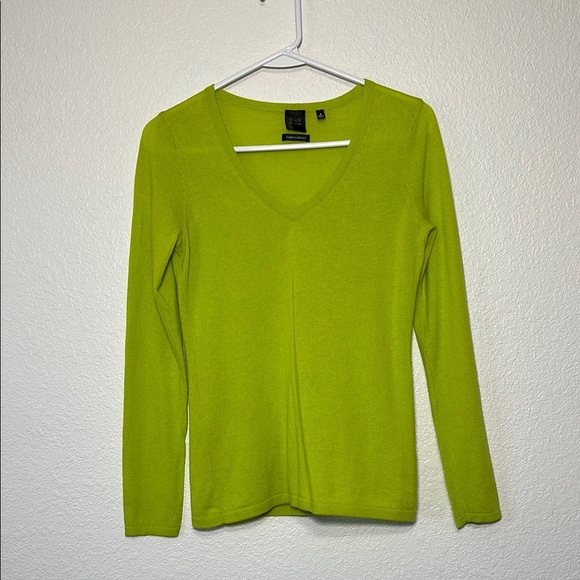 Saks Fifth Ave Feather Cashmere V-neck Sweater Small - Picture 2 of 7